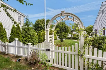 10 Pawtucket Avenue, East Providence, RI 02916 - Photo 31