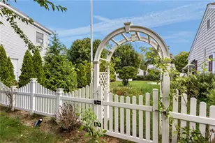 10 Pawtucket Ave, East Providence, RI 02916 - Photo 31