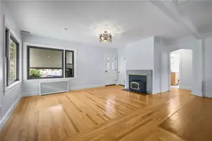 10 Pawtucket Ave, East Providence, RI 02916 - Photo 9