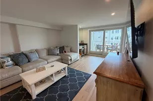 31 Coddington, Newport, RI 02840 - Photo 3