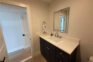 31 Coddington, Newport, RI 02840 - Photo 17