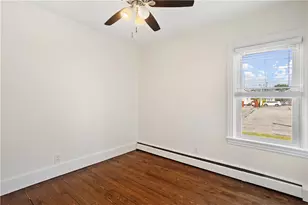 37 Lincoln Ave, Bristol, RI 02809 - Photo 27