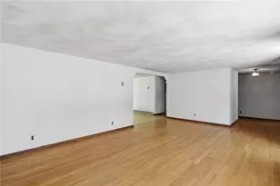 19 Crestwood Dr, Richmond, RI 02832 - Photo 7