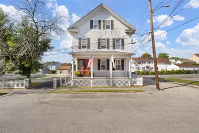 37 Lincoln Avenue #3, Bristol, RI 02809 - Photo 1