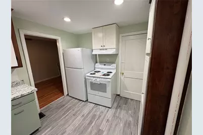 182 Yorktown Road, North Kingstown, RI 02852 - Photo 5