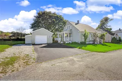 78 Newbury Avenue, Woonsocket, RI 02895 - Photo 3