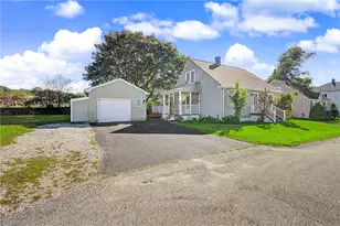 78 Newbury Ave, Woonsocket, RI 02895 - Photo 3