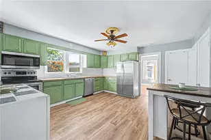 78 Newbury Ave, Woonsocket, RI 02895 - Photo 15