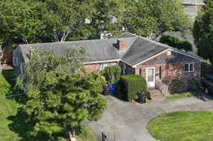 23 Butler St, Newport, RI 02840 - Photo 1