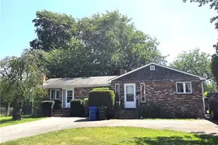 23 Butler St, Newport, RI 02840 - Photo 15