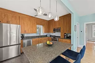 103 Lowden St, Pawtucket, RI 02860 - Photo 7