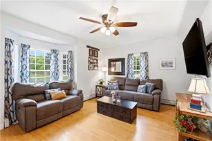 18 Ave F Ave, Lincoln, RI 02865 - Photo 11
