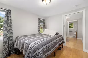 86 Oakside St, Warwick, RI 02889 - Photo 15