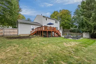 39 Whispering Pines, Cumberland, RI 02864 - Photo 9