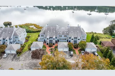 152 Crompton Avenue #18, East Greenwich, RI 02818 - Photo 3