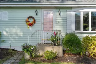 30 Lockwood Rd, Cumberland, RI 02864 - Photo 5