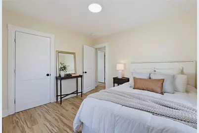 85 Cedar Avenue, East Providence, RI 02915 - Photo 11