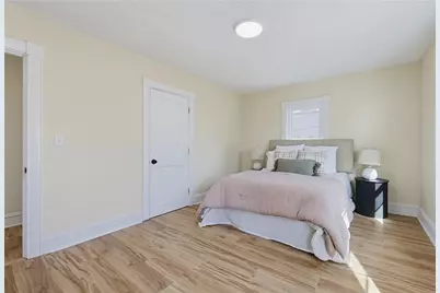 85 Cedar Avenue, East Providence, RI 02915 - Photo 13