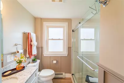 315 Rhode Island Avenue, Pawtucket, RI 02860 - Photo 15