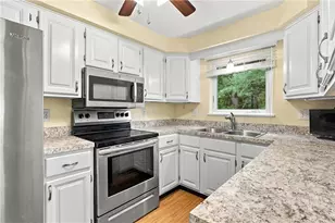 127 Pleasant View Ave, Smithfield, RI 02917 - Photo 11