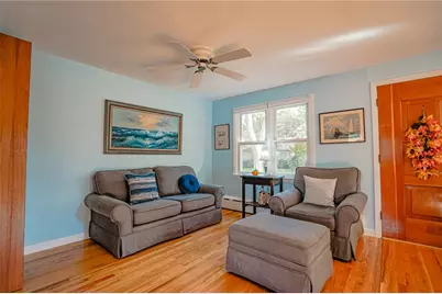 17 Academy Avenue, Bristol, RI 02809 - Photo 15