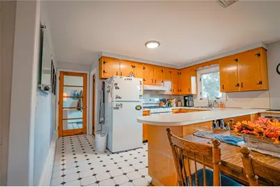 17 Academy Avenue, Bristol, RI 02809 - Photo 19