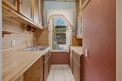 1003 Douglas Avenue, Providence, RI 02904 - Photo 13