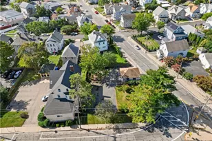 215 Waterman Ave, East Providence, RI 02914 - Photo 5