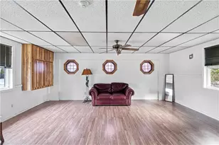 215 Waterman Ave, East Providence, RI 02914 - Photo 9