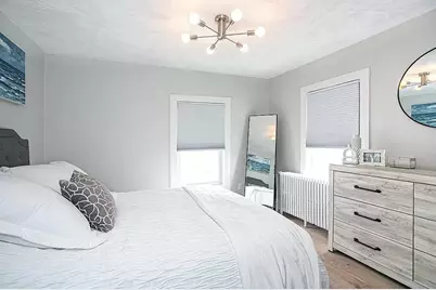14 Brinley Street, Newport, RI 02840 - Photo 13