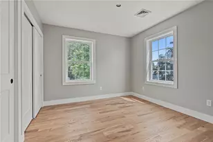 34 Vine St, West Warwick, RI 02893 - Photo 15