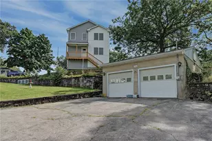 34 Vine St, West Warwick, RI 02893 - Photo 27