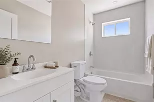 34 Vine St, West Warwick, RI 02893 - Photo 13