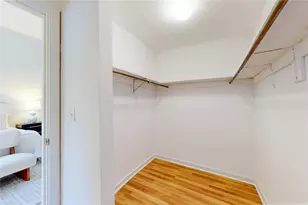 10 East St, Providence, RI 02906 - Photo 21