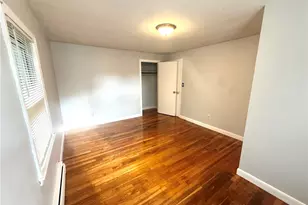 39 Standish Ave, Providence, RI 02908 - Photo 9