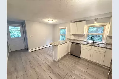 39 Standish Avenue, Providence, RI 02908 - Photo 3