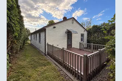 39 Standish Avenue, Providence, RI 02908 - Photo 25