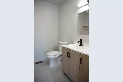 399 Cahill Street, Providence, RI 02905 - Photo 19