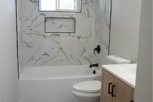 399 Cahill St, Providence, RI 02905 - Photo 23
