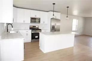 391 Cahill St, Providence, RI 02905 - Photo 13