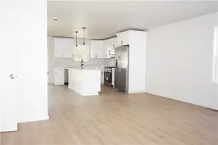 391 Cahill St, Providence, RI 02905 - Photo 5