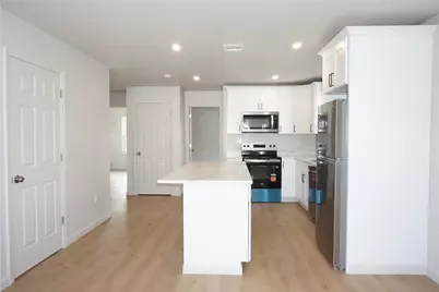 391 Cahill Street, Providence, RI 02905 - Photo 31
