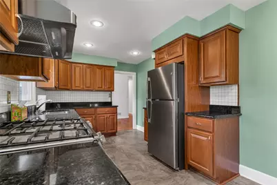3 Collins Terrace, Middletown, RI 02842 - Photo 17