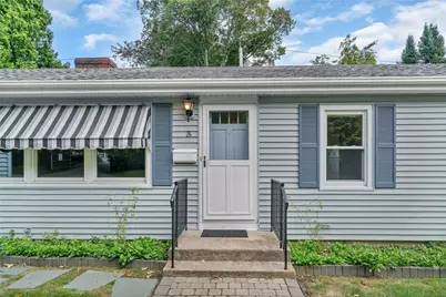 3 Collins Terrace, Middletown, RI 02842 - Photo 5