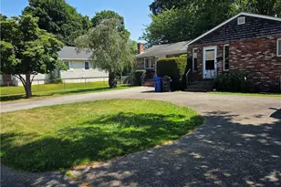 23 Butler St, Newport, RI 02840 - Photo 19