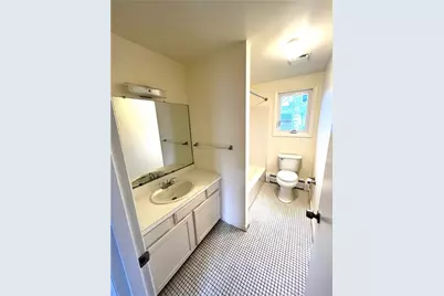 23 Butler Street, Newport, RI 02840 - Photo 11