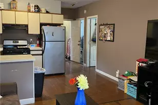 43 Royal St, Providence, RI 02906 - Photo 3