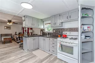 18 Helen Dr, Coventry, RI 02816 - Photo 19