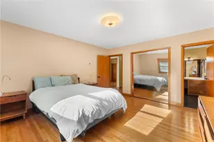 500 Laten Knight Rd, Cranston, RI 02921 - Photo 17