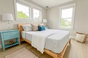 174 Renfrew Ave, Middletown, RI 02842 - Photo 11